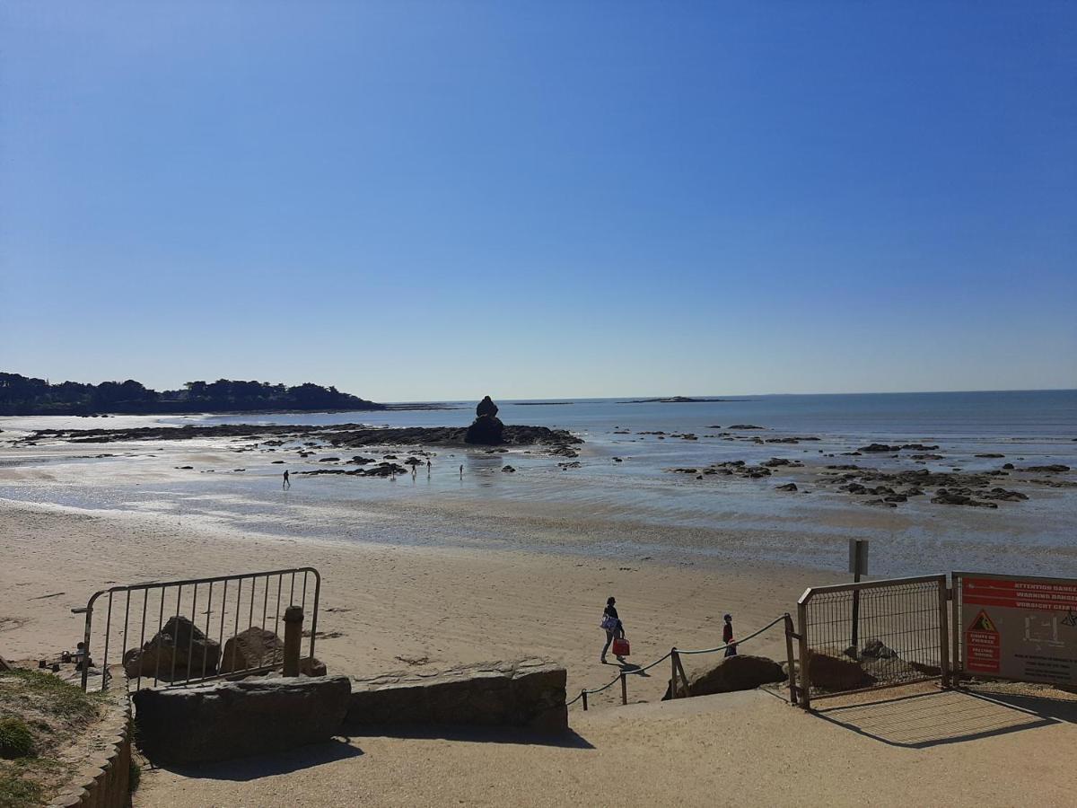 Location 100 M De La * Pénestin